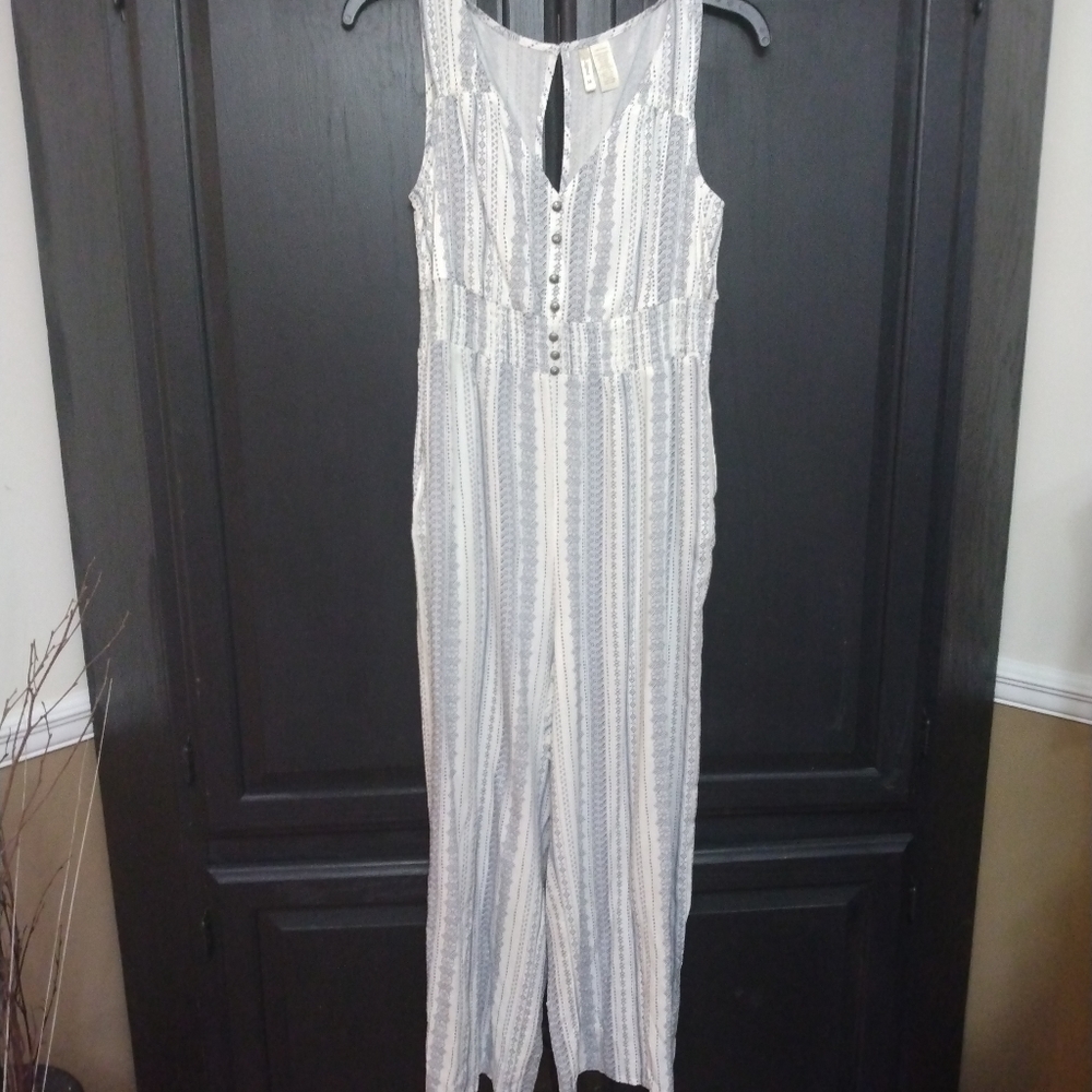 Juniors jumpsuit